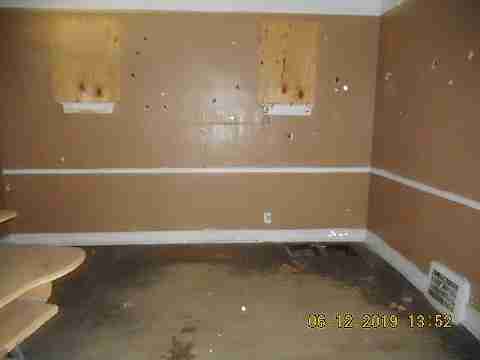 12839 Kilbourne (10)_m.jpg